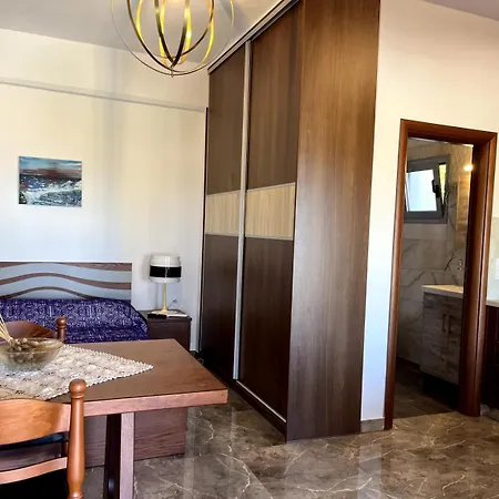 Nick's Evia Achladi